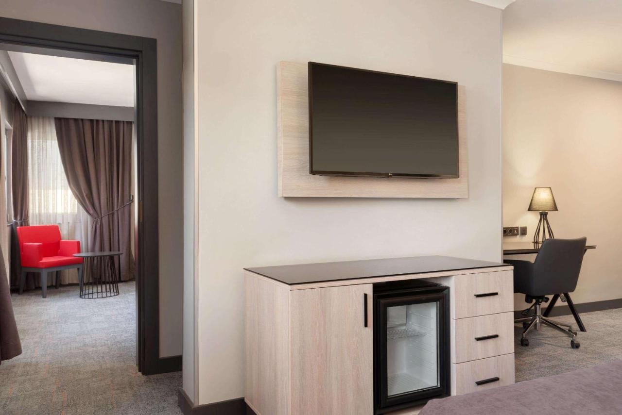 Days Hotel By Wyndham Ankara Cankaya ภายนอก รูปภาพ