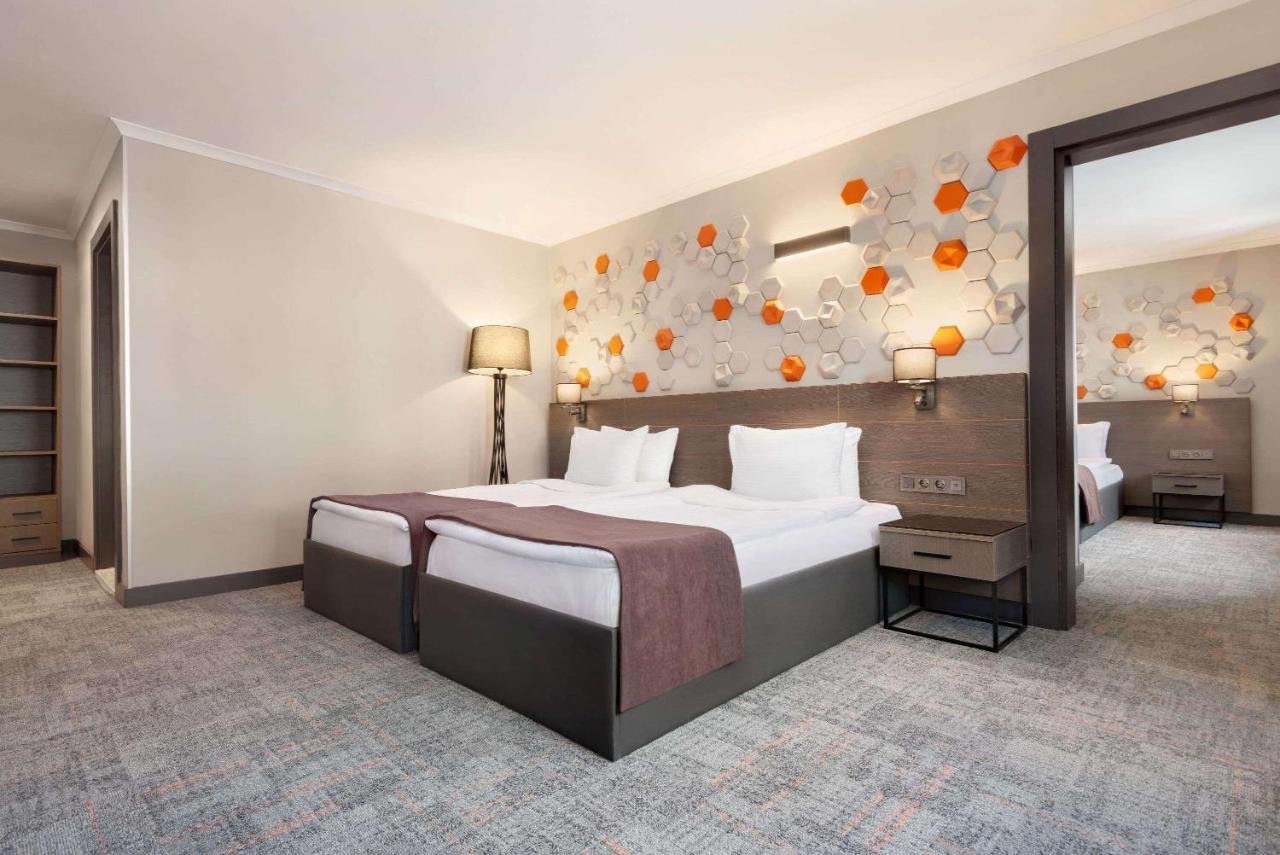 Days Hotel By Wyndham Ankara Cankaya ภายนอก รูปภาพ