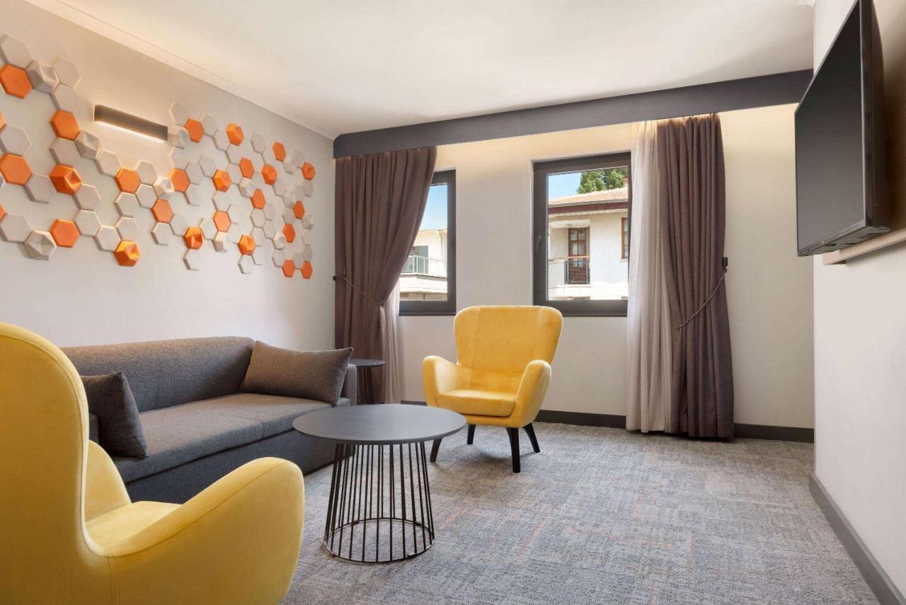 Days Hotel By Wyndham Ankara Cankaya ภายนอก รูปภาพ