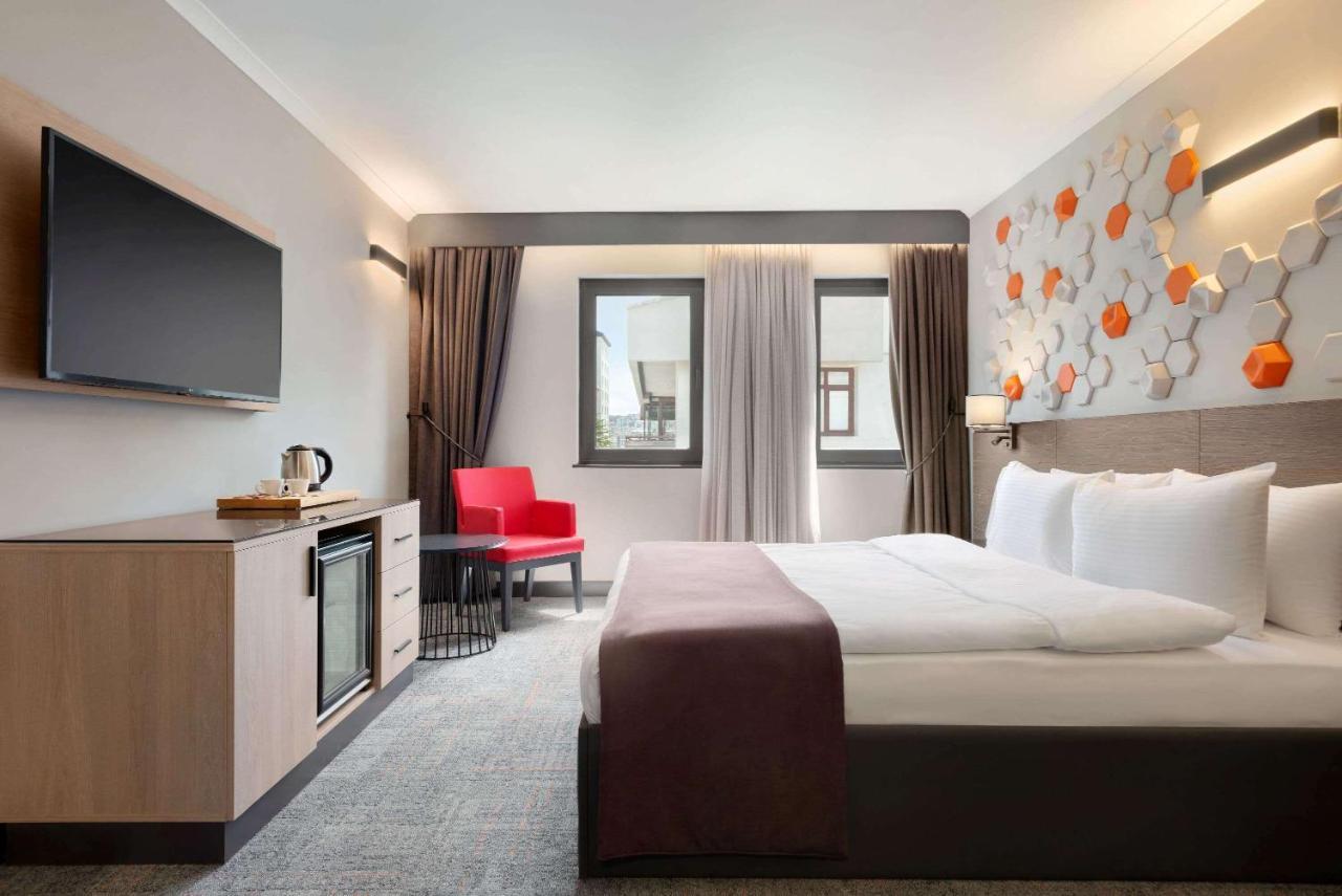 Days Hotel By Wyndham Ankara Cankaya ภายนอก รูปภาพ