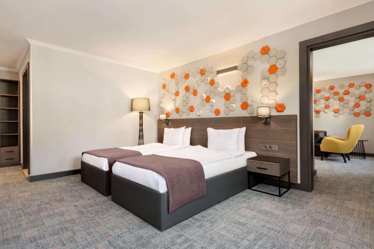 Days Hotel By Wyndham Ankara Cankaya ภายนอก รูปภาพ