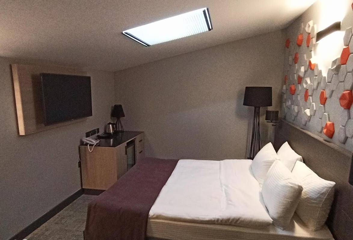 Days Hotel By Wyndham Ankara Cankaya ภายนอก รูปภาพ