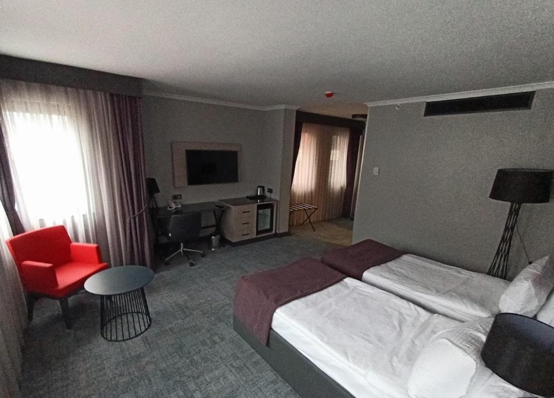 Days Hotel By Wyndham Ankara Cankaya ภายนอก รูปภาพ
